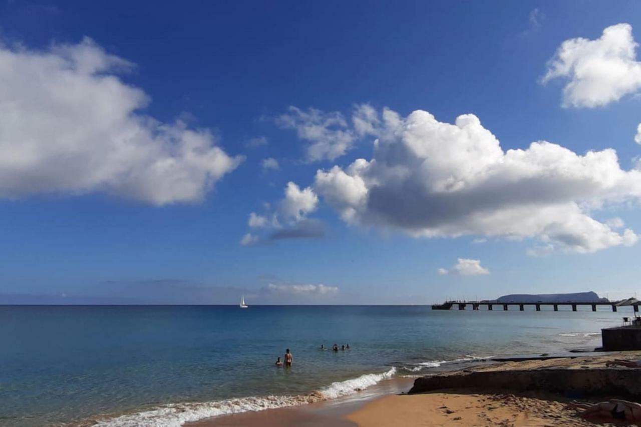 Studio Flat - A Casa Do Gois Apartment Porto Santo Luaran gambar